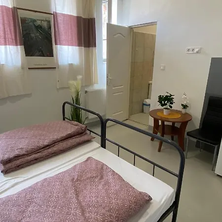 Kocka Szallo Apartment